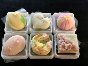 老舗和菓子【新月】