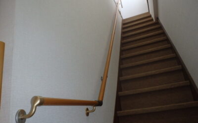 N様邸、手すり取付のご依頼。